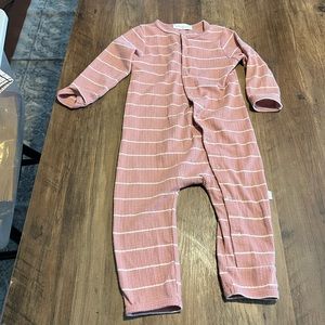 Baby goose bumps 2T